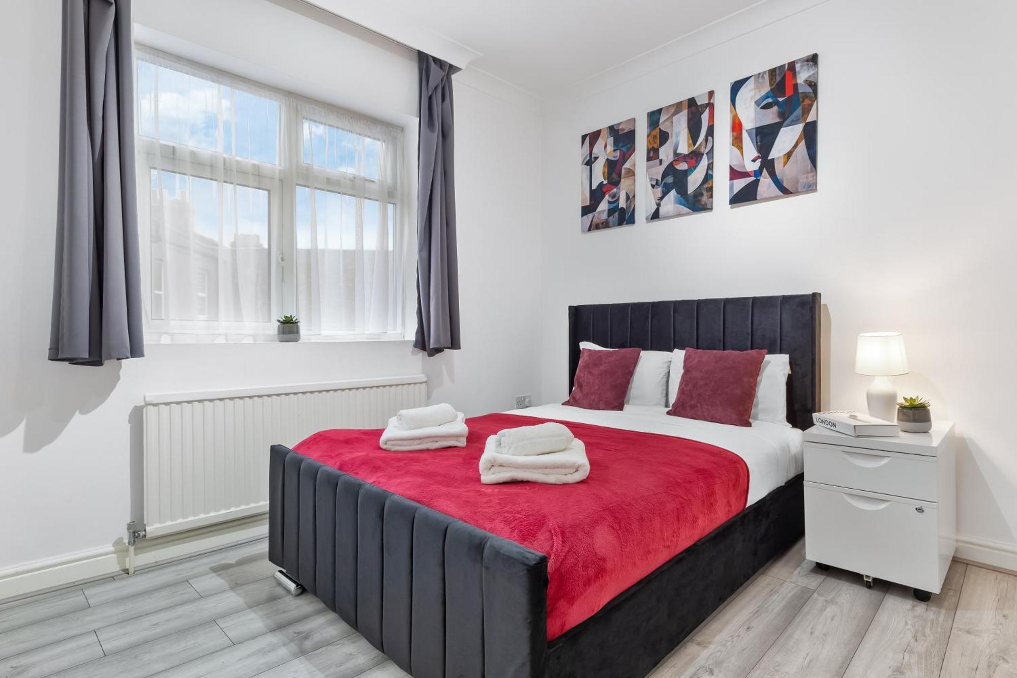 Green Hype - 10 Mins To Stadium - Sleeps 8 London Exterior photo