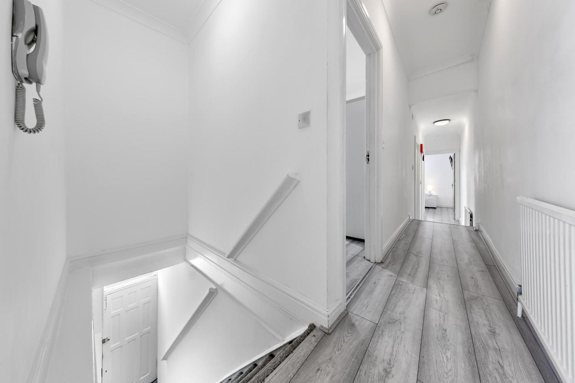 Green Hype - 10 Mins To Stadium - Sleeps 8 London Exterior photo
