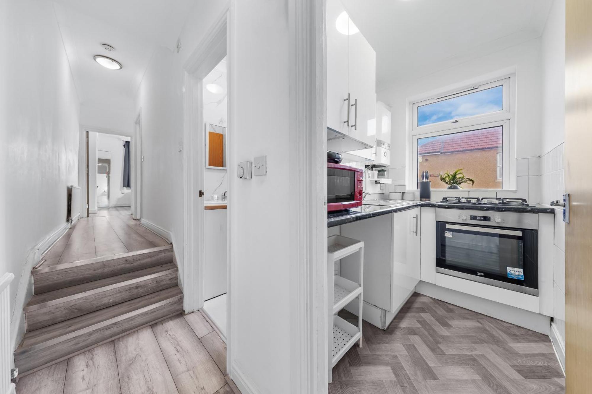 Green Hype - 10 Mins To Stadium - Sleeps 8 London Exterior photo